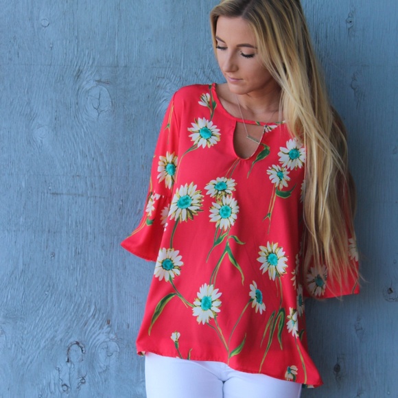 Tops - NWT Red Floral Blouse